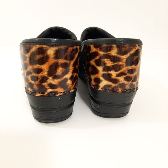 Sanita Clogs Sz 40 US 8.5 9 Leopard Cheetah Print Comfort Slip Resistant Shoes - Picture 6 of 14